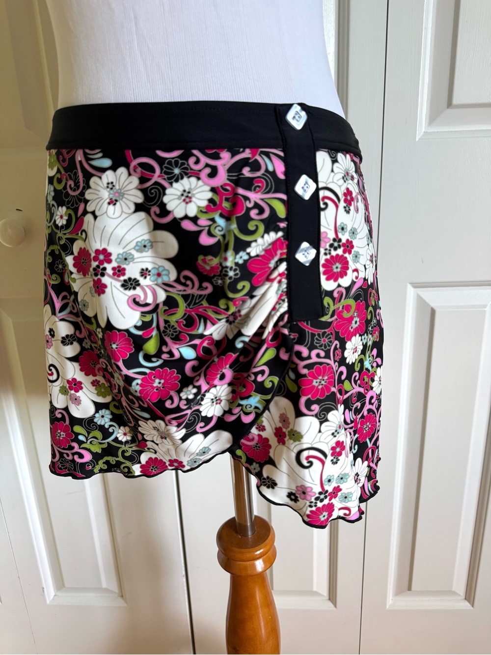 LINGA DORE Beach Multicolor Coverup Skirt 10 EUC